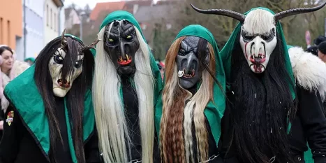 2325362_fastnachtsumzug-bruchsal_ka-2022-644x0_1BMa9q_vSiLZm